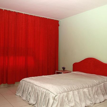 Hotel Kamelia Varna Ngoại thất bức ảnh