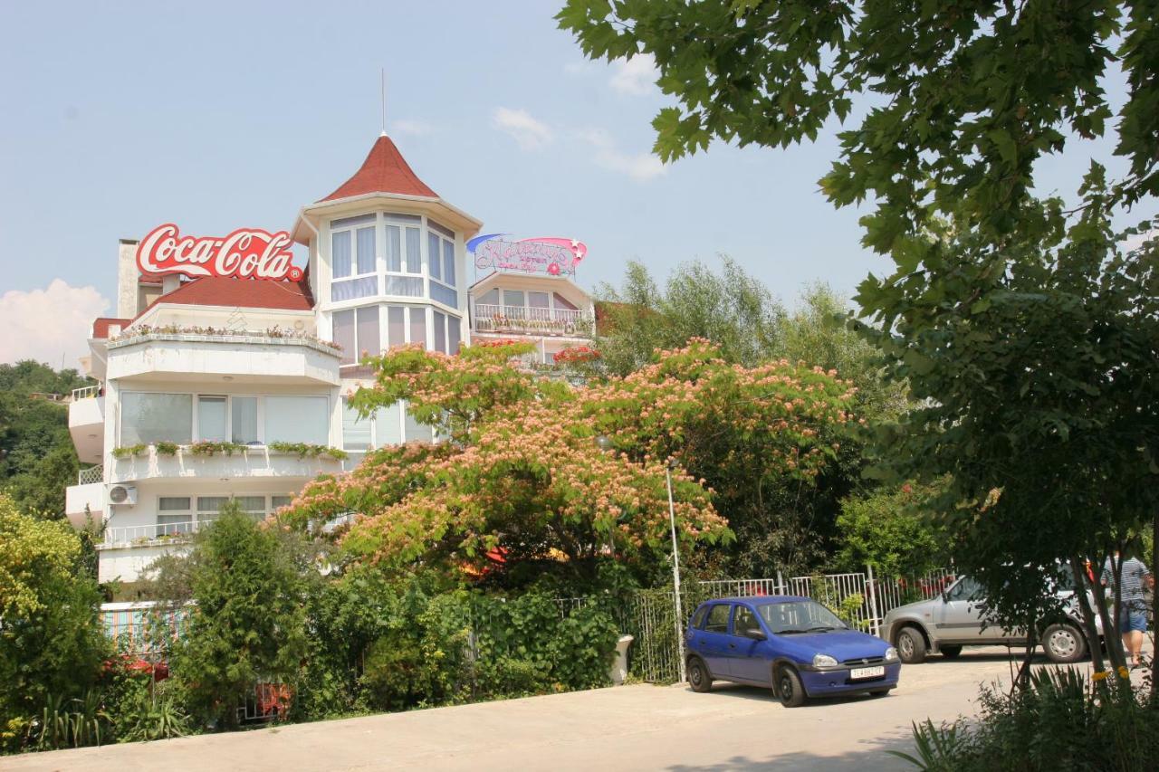 Hotel Kamelia Varna Ngoại thất bức ảnh